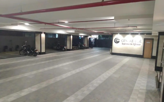 Hotel Centre Side