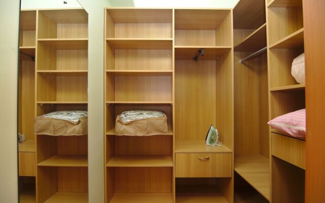 Tanan Center Serviced Apartments