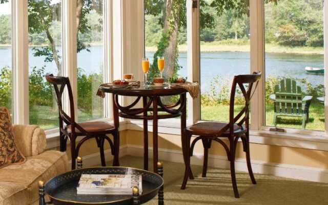 Bufflehead Cove Bed & Breakfast