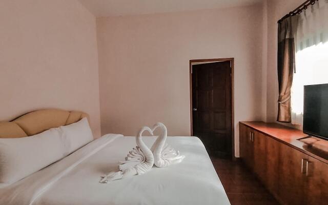 Chaithalay Khanom Resort