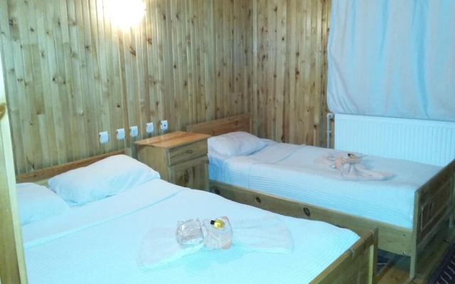Kackar Pension