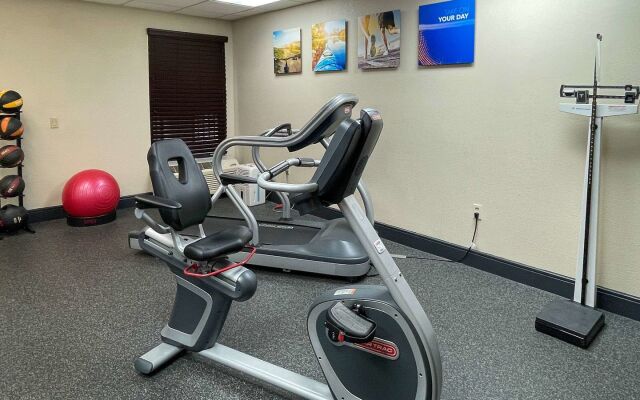 Comfort Inn Darien - North Brunswick