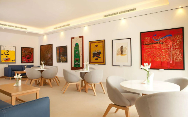 Al Noon Hotel Apartments