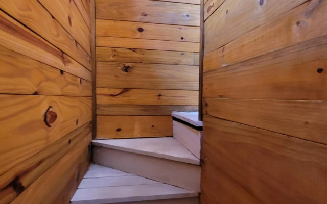 al pie de las sierras en villa del lago