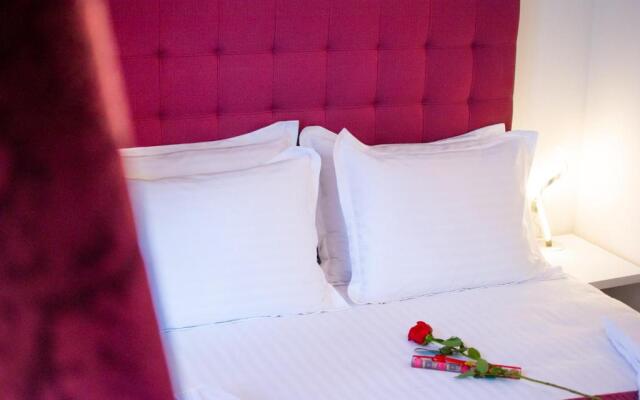 Center Luxury Rooms 2