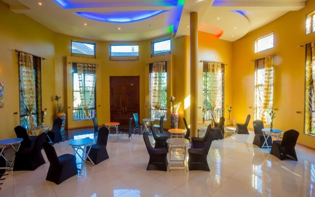 Shine Country Resort Hotel