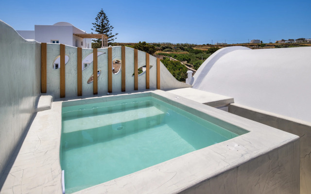 Aelia Luxury Suites Santorini