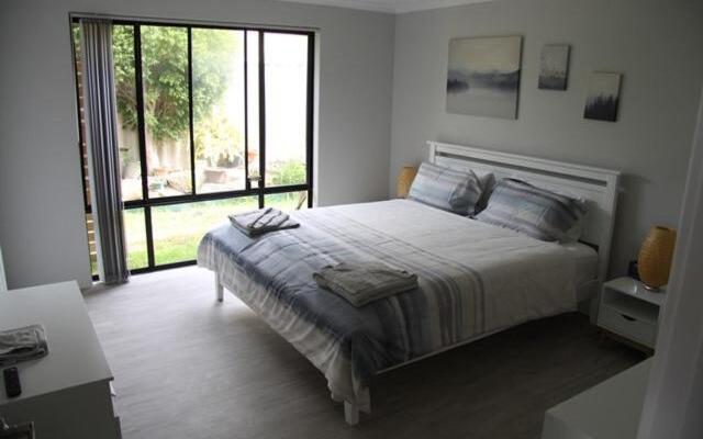 Warnbro Beach Family Accommodation