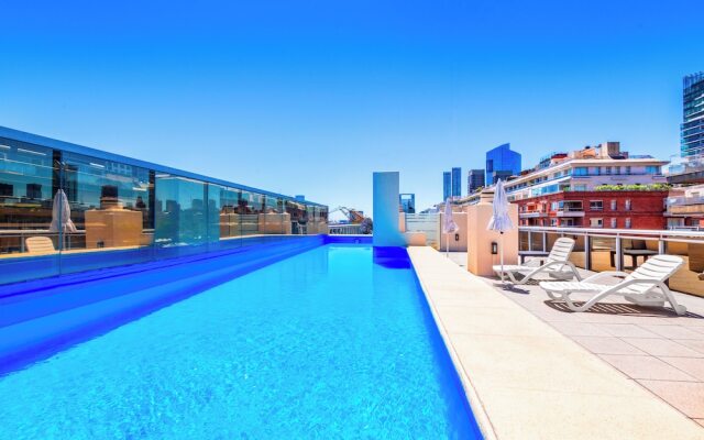 2BR Family Apt Puente de la Mujer View