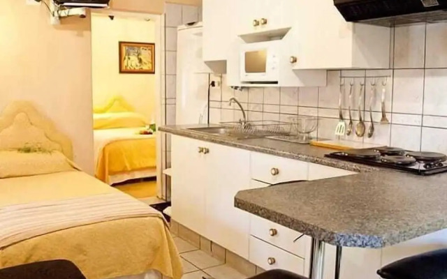 Lalapanzi Hotel & Conference Centre