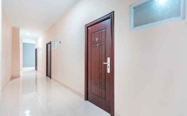 OYO 3717 Sabar Mansion 22