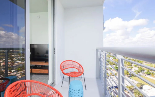 Luxury 2BR Condos at Hollywood Beach