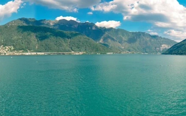 Stunning Lake View Apartment by Feel Ticino Feel Home