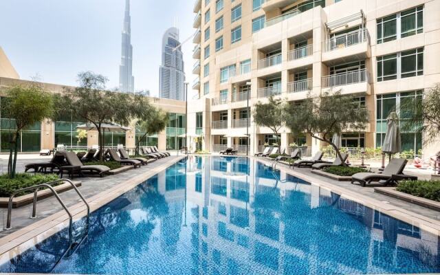 Sophisticated 2BR With Stunning Burj Khalifa Views