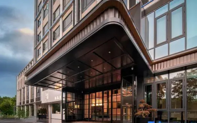 Tongxiang Weijia Hotel (Renmin Road1581)