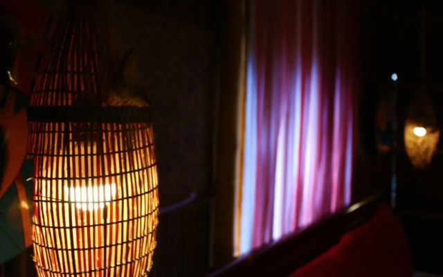Under the coconut tree - Hostel