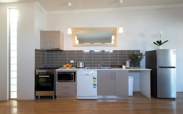 Lithgow Apartments