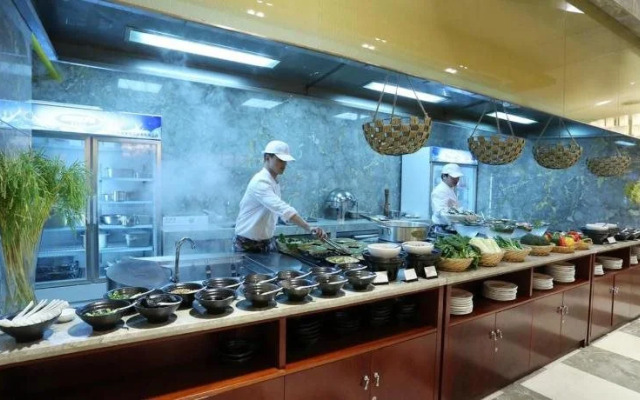 America's Best Rixin International Hotel