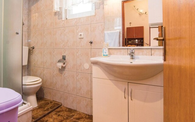 Stunning Apartment in Vir With 2 Bedrooms and Wifi