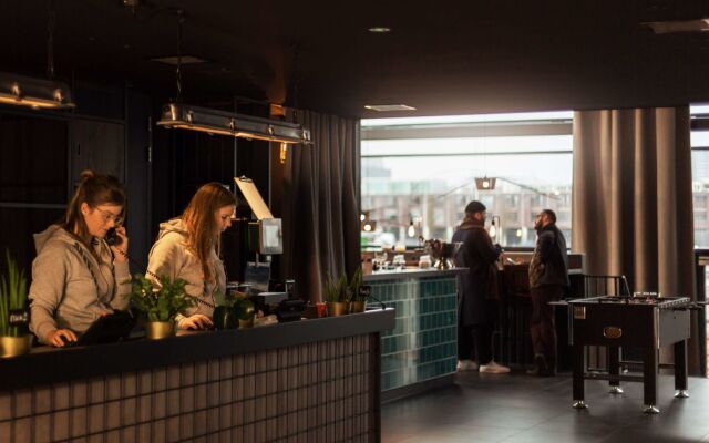 Holiday Inn - the niu, Fender Amsterdam by IHG