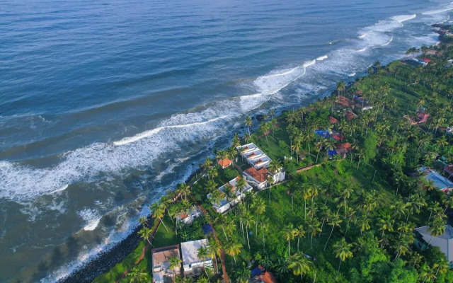 Solaris Beach View Resort by VOYE HOMES