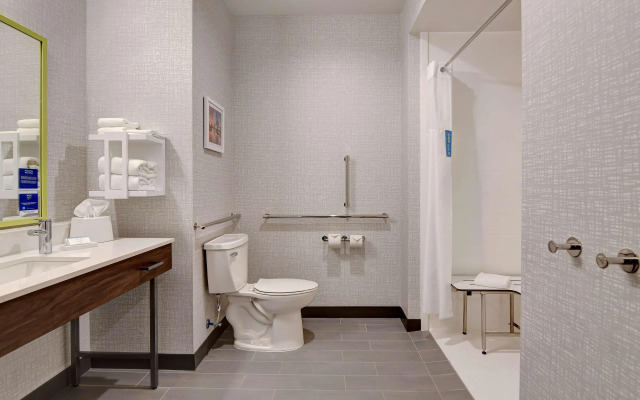 Hampton Inn & Suites Canal Winchester Columbus