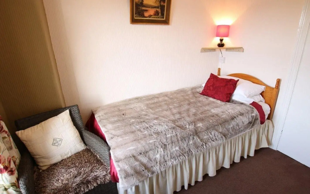 Greylands Guest House