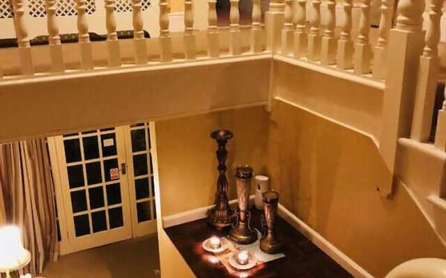 Galway Manor House