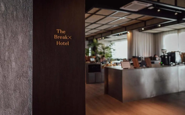 BreakX Hotel Penang