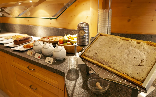 Hotel Tirol Natural Idyll