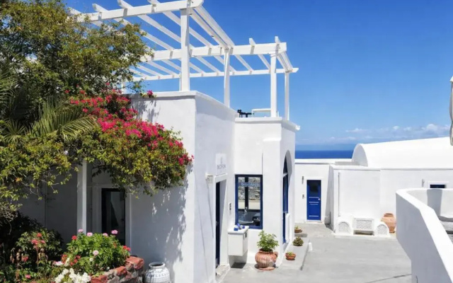 Hotiday Santorini Sea View