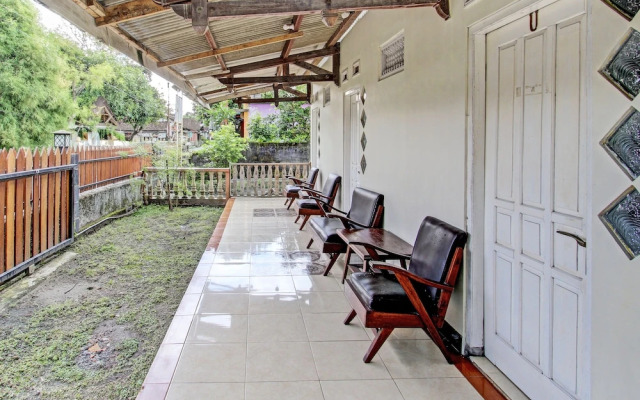 OYO 93660 New Family Hotel Syariah