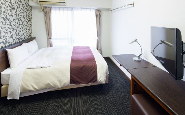 Toyoko Inn Yokohama Kannai