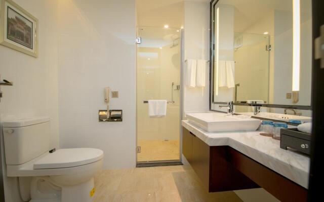 Foger Yacht Hotel