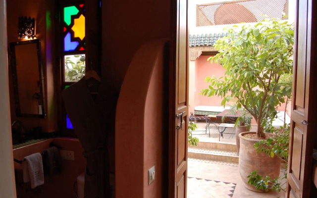 Riad Les Trois Palmiers El Bacha