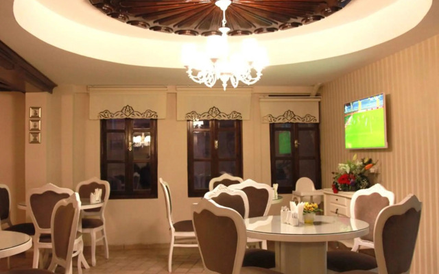 Kadi Konagi Thermal Hotel