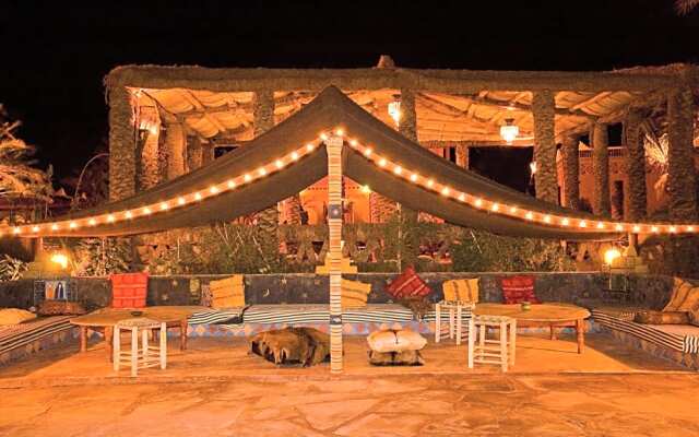 Le Nomade Erg Chegaga Camp