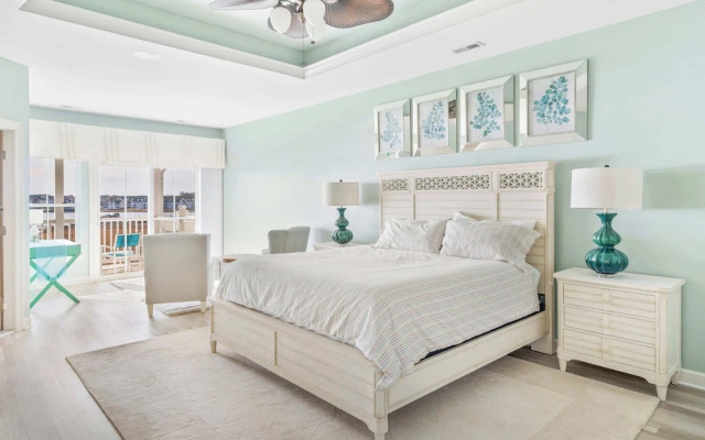 Hidden Paradise Coastal Views!