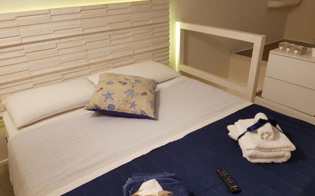 Philos - Appartements & Rooms