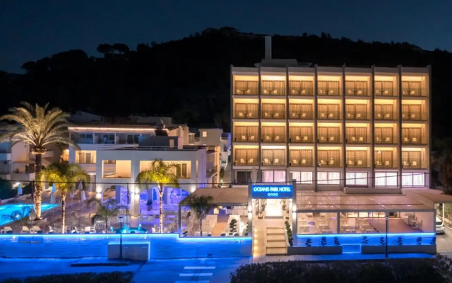 Oceanis Park Hotel