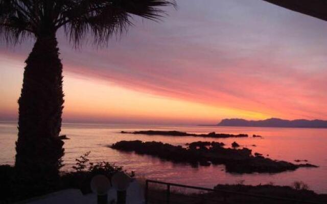 Aparthotel 4 Stars Galatas
