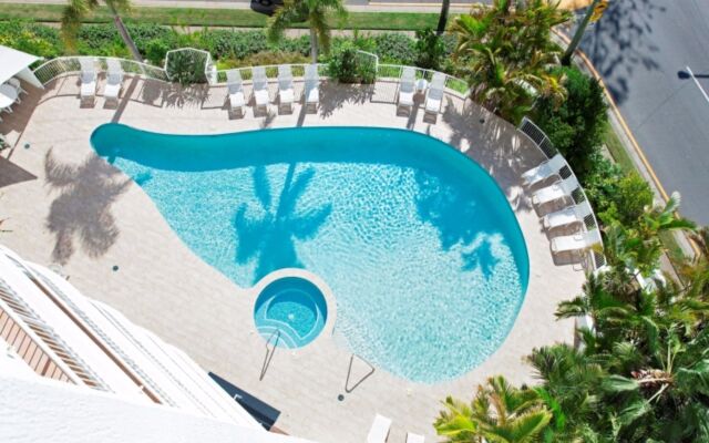 Crystal Bay on the Broadwater