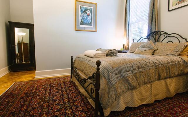 Austin Folk House