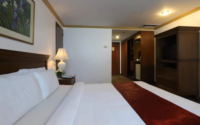 Tiara Oriental Hotel