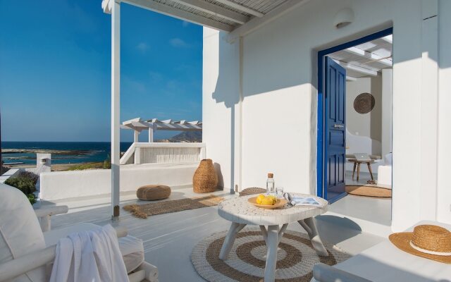 Perla Suites - Delmar Collection