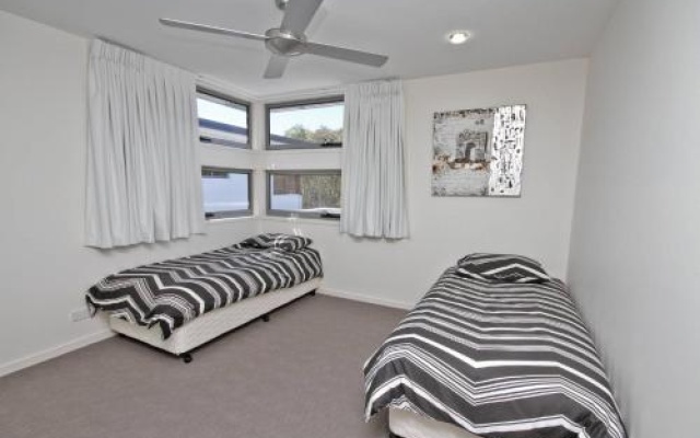 48 Boardrider Crescent, Mt Coolum - Pet Friendly, WiFi, Linen Incl. 500 BOND – Guest Rooms – Mount Coolum