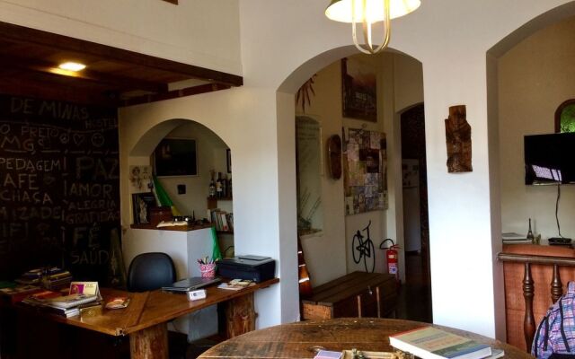 Trilhas de Minas Hostel