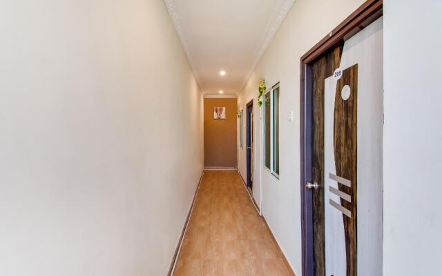 OYO 62037 Akshaya Nest