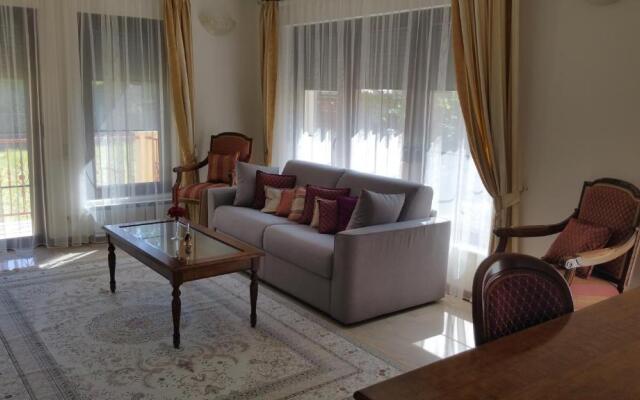 Szent György Villa Apartmanház