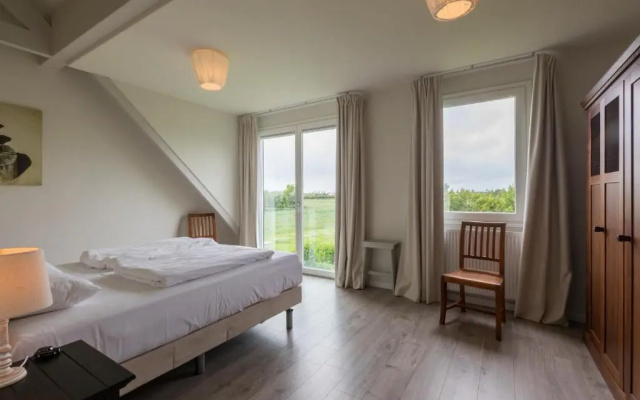 Lepelstraat 14, Vrouwenpolder- Knotwilg